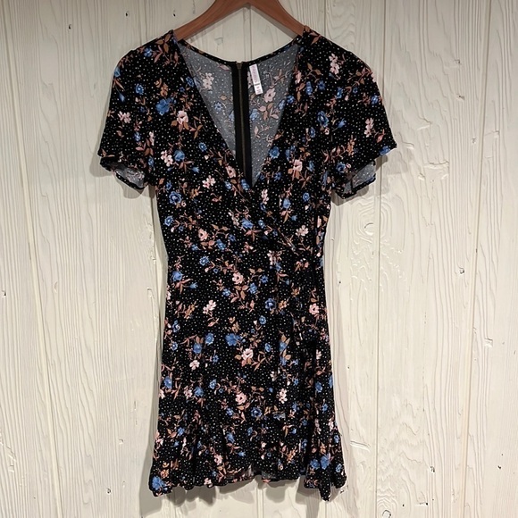 Xhilaration Floral Wrap Dress, Size XS - Picture 1 of 8